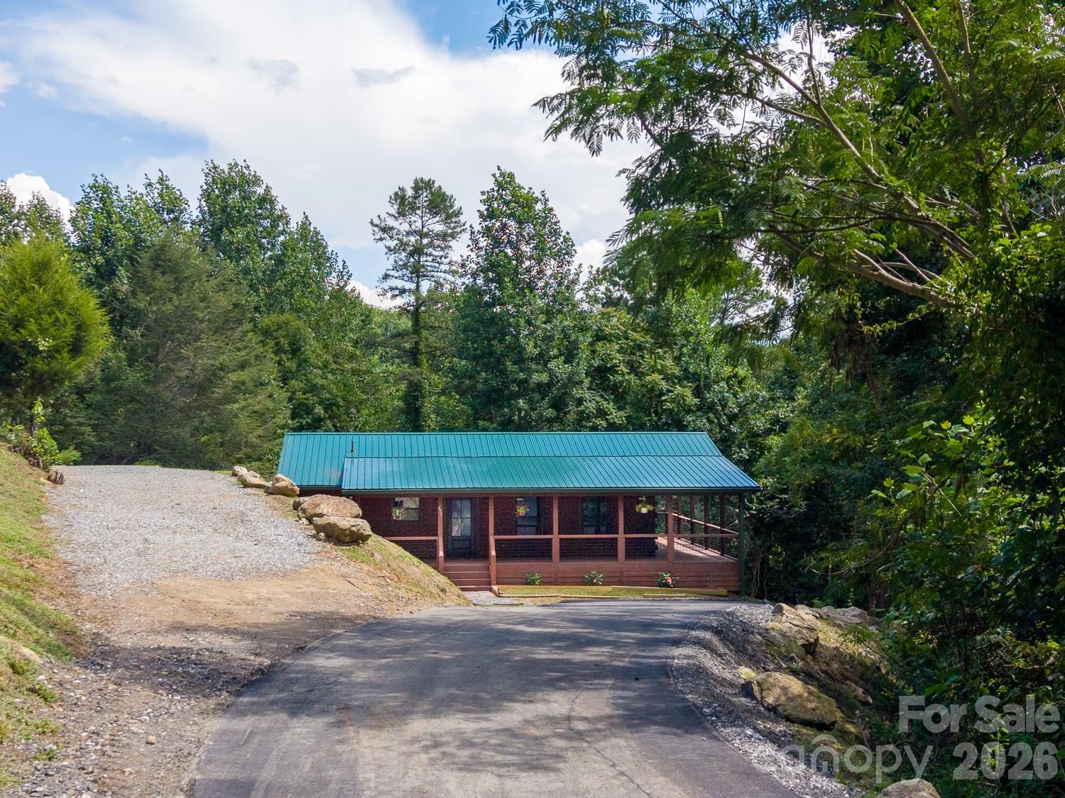 677 Ridgetop Circle Whittier, NC 28789 - Photo 28 of 37 Gallery Image 28