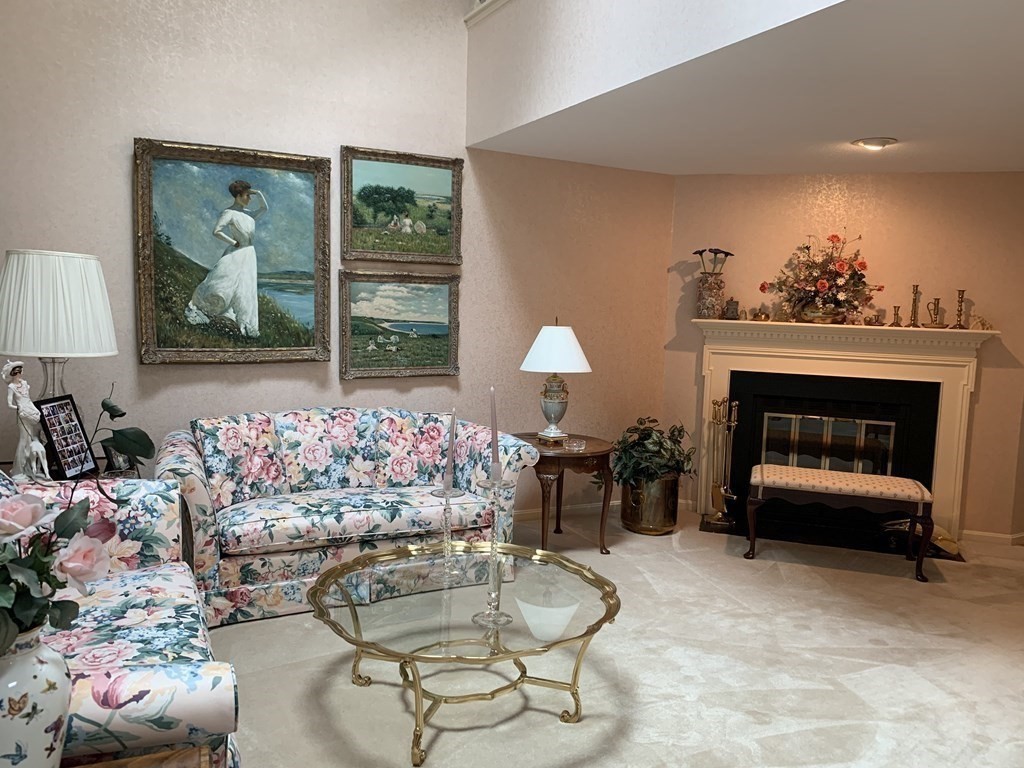 88 Fuller Pond Road, Unit 162 Middleton, MA 01949 - Photo 5 of 39 Gallery Image 5