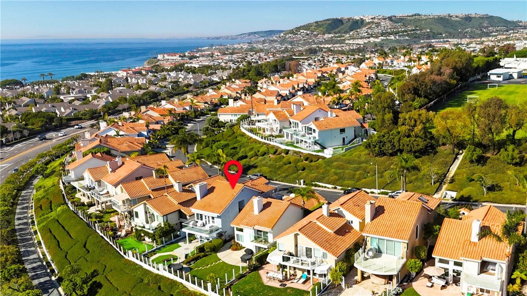 75 Palm Beach Court Dana Point, CA 92629 - Photo 12 of 37