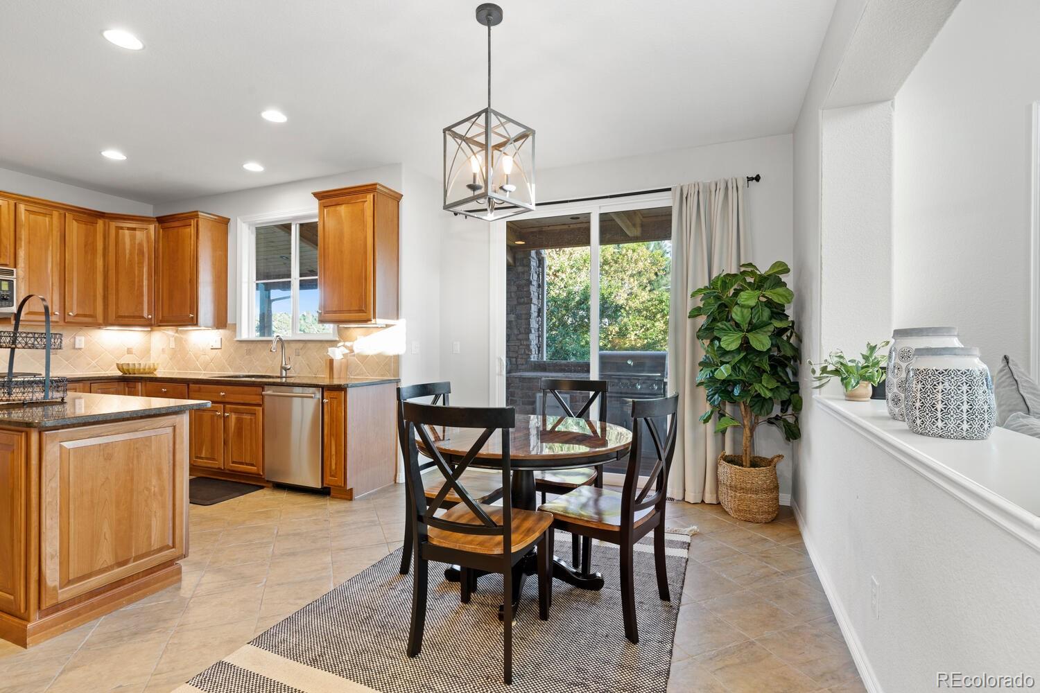2700 Stonecrest Point Highlands Ranch, CO 80129 - Photo 14 of 40 Gallery Image 14