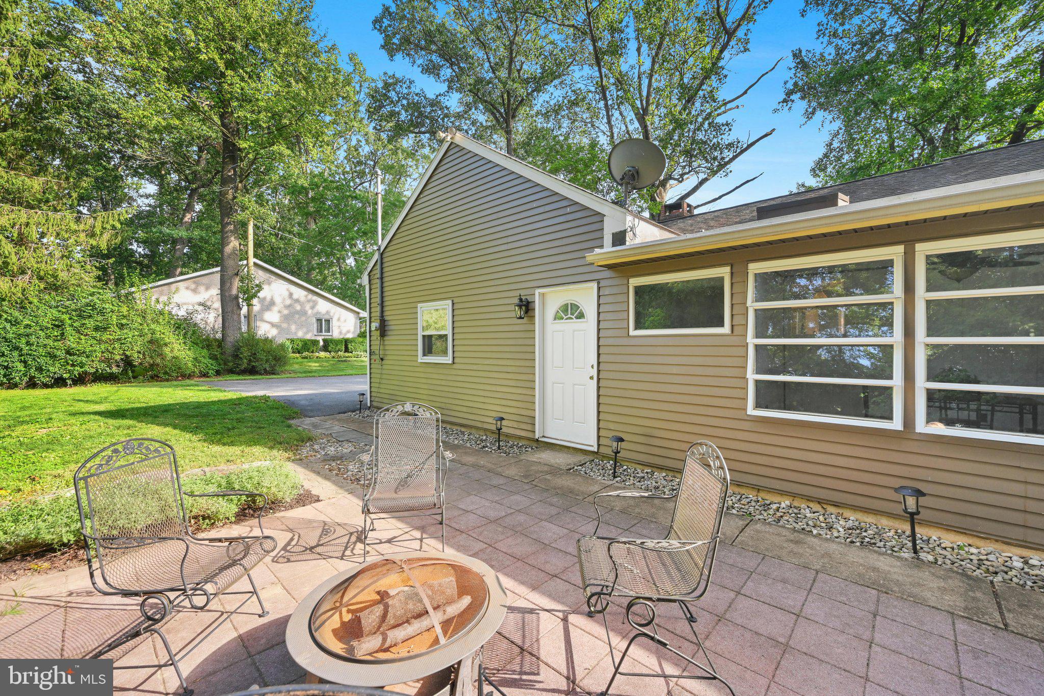 4075 Nolt Road Mount Joy, PA 17552 - Photo 36 of 46 Back Patio