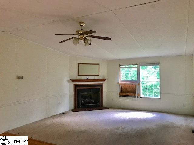 128 Morrow Road Landrum, SC 29356 - Photo 3 of 14