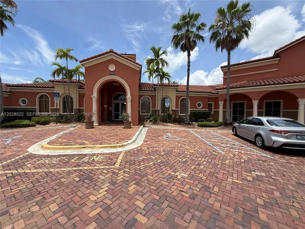 $2,200 | 4704 Southwest 160th Avenue, Unit 215, Miramar, FL 33027