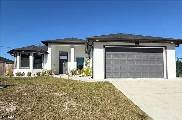 $528,900 | 3800 10th Street West, Lehigh Acres, FL 33971