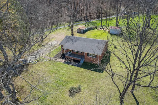 $319,900 | 755 Briar Pond Road, Centerville, TN 37033