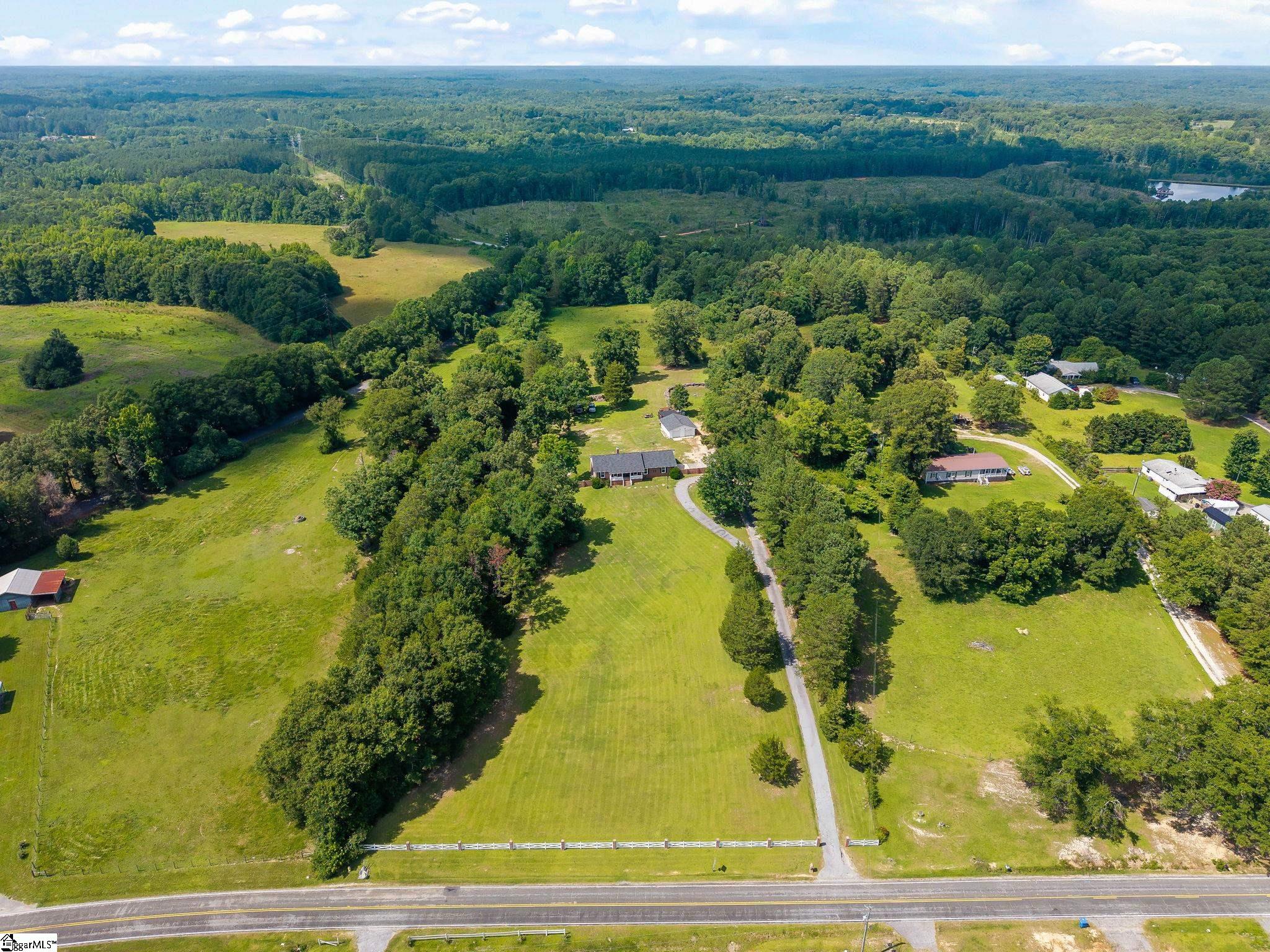 623 West Ridgeway Road Honea Path, SC 29654 - Photo 38 of 46