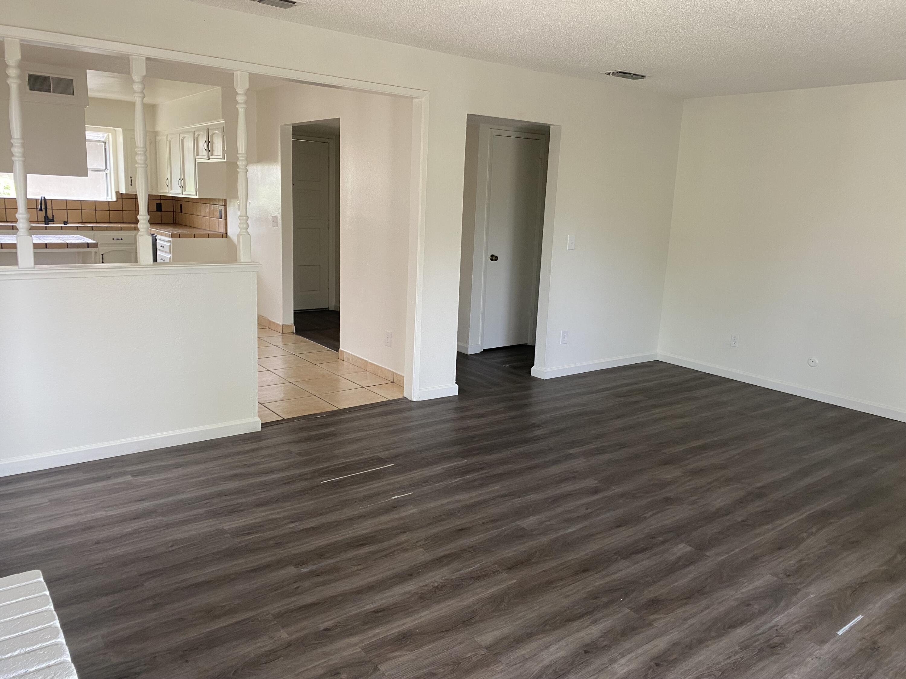 3136 West Austin Way Fresno, CA 93722 - Photo 25 of 49