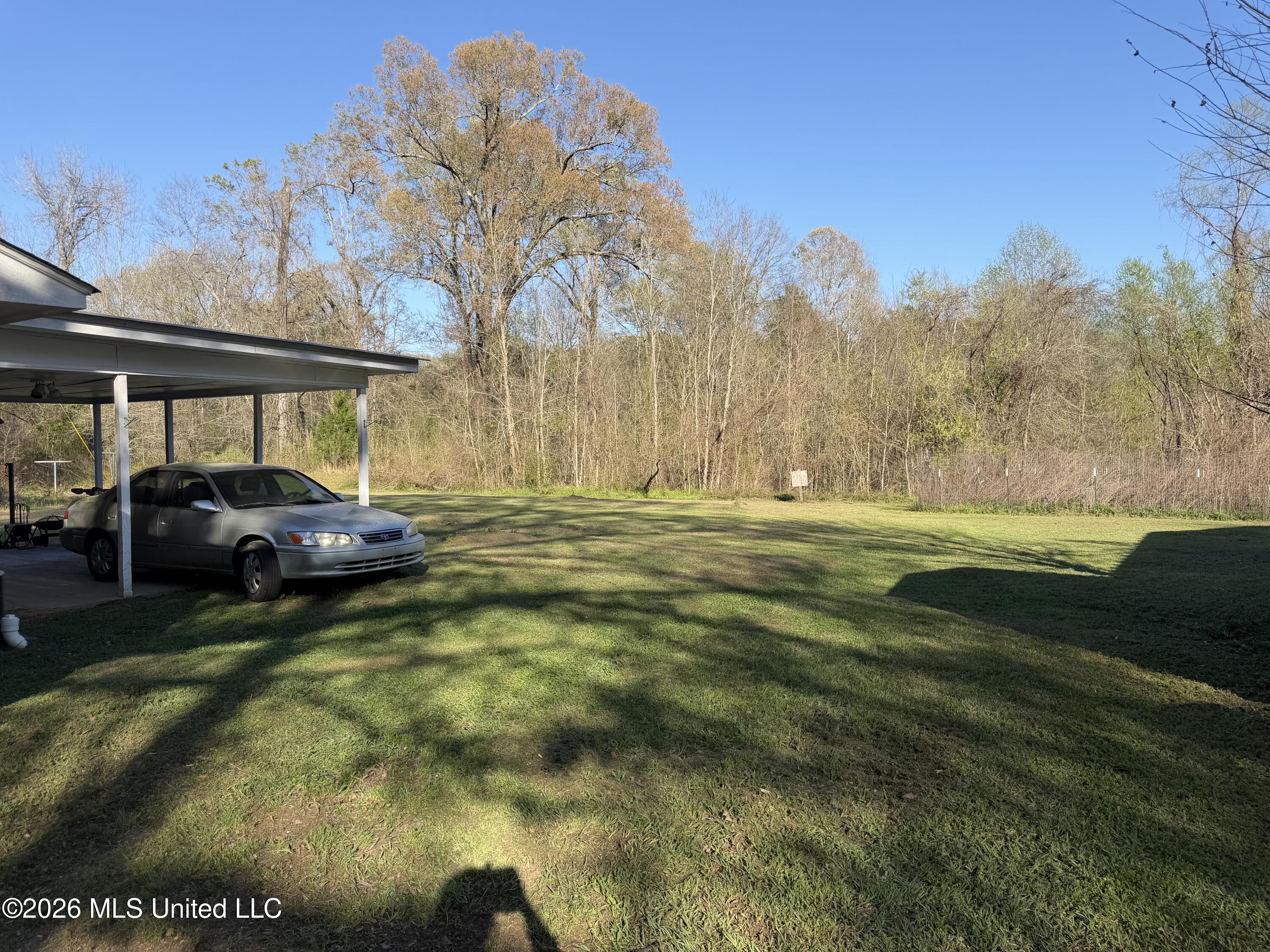 11 Knotts Road Natchez, MS 39120 - Photo 6 of 22 IMG_1021