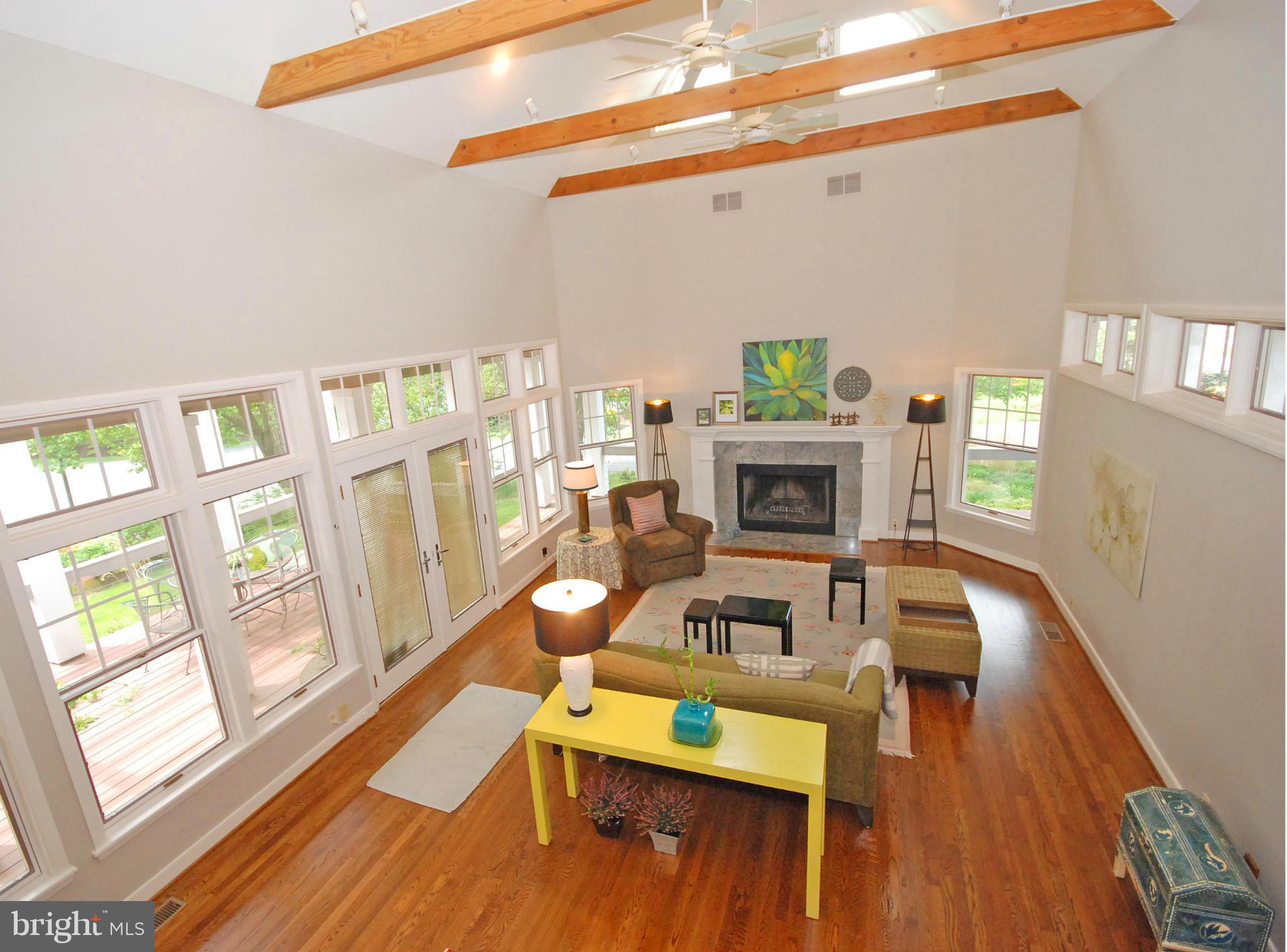 3309 Hidden River View Road Annapolis, MD 21403 - Photo 2 of 30 Family Room