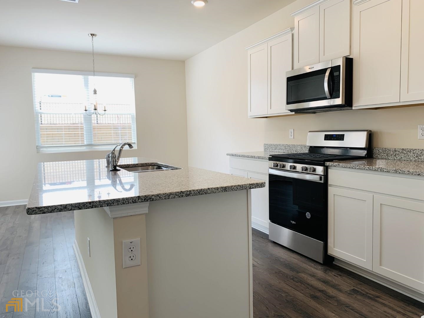 49 Lauritsen Way Newnan, GA 30265 - Photo 10 of 32