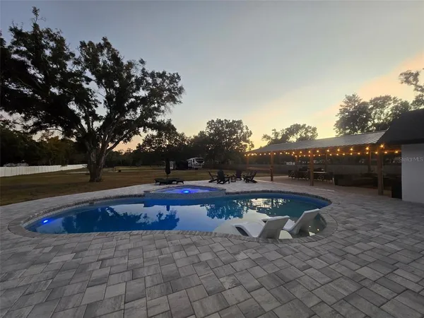 $1,999,000 | 6370 90th Avenue North, Pinellas Park, FL 33782