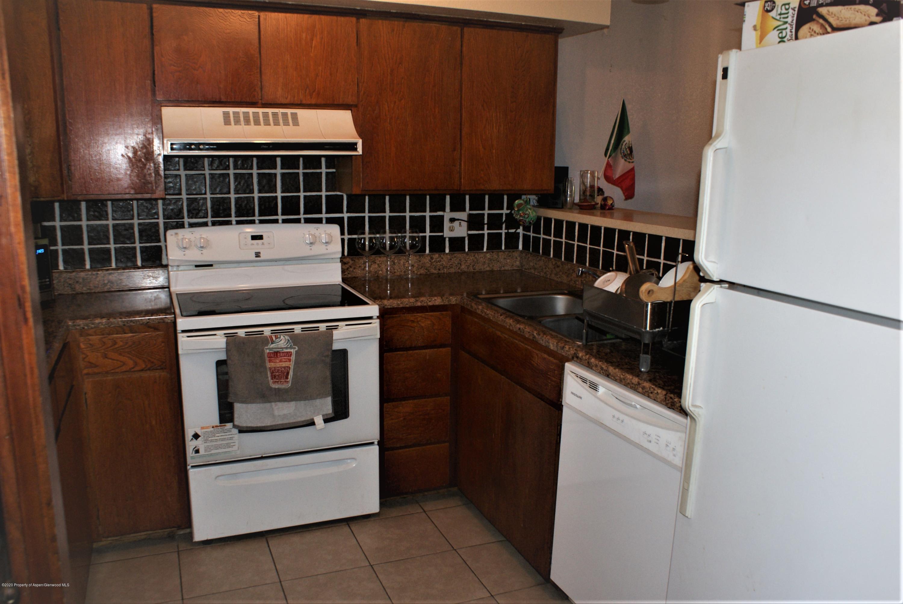 755 Clarkson Avenue Rifle, CO 81650 - Photo 4 of 12 DSC06853