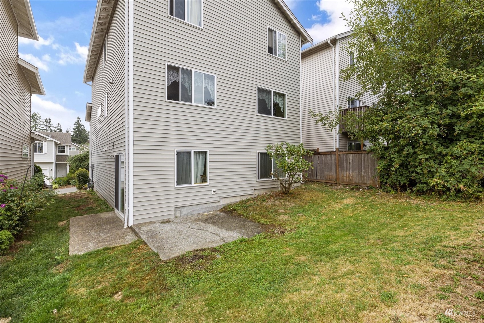 2011 126th Place Southwest Everett, WA 98204 - Photo 32 of 34