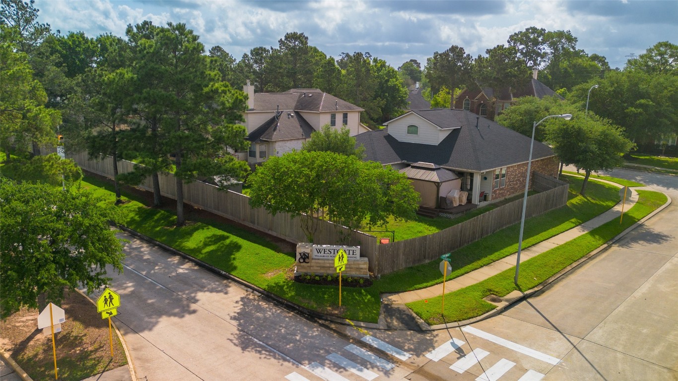 1127 Windsor Chase Lane Spring, TX 77373 - Photo 7 of 13