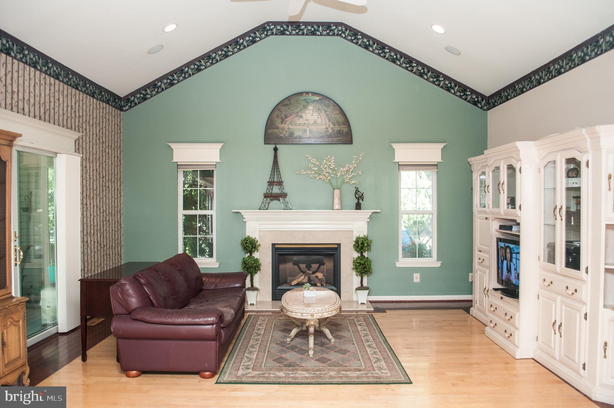 72 Steeplechase Drive Doylestown, PA 18901 - Photo 18 of 56