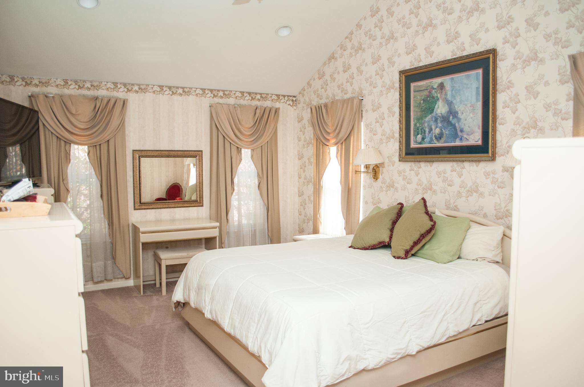 72 Steeplechase Drive Doylestown, PA 18901 - Photo 25 of 56