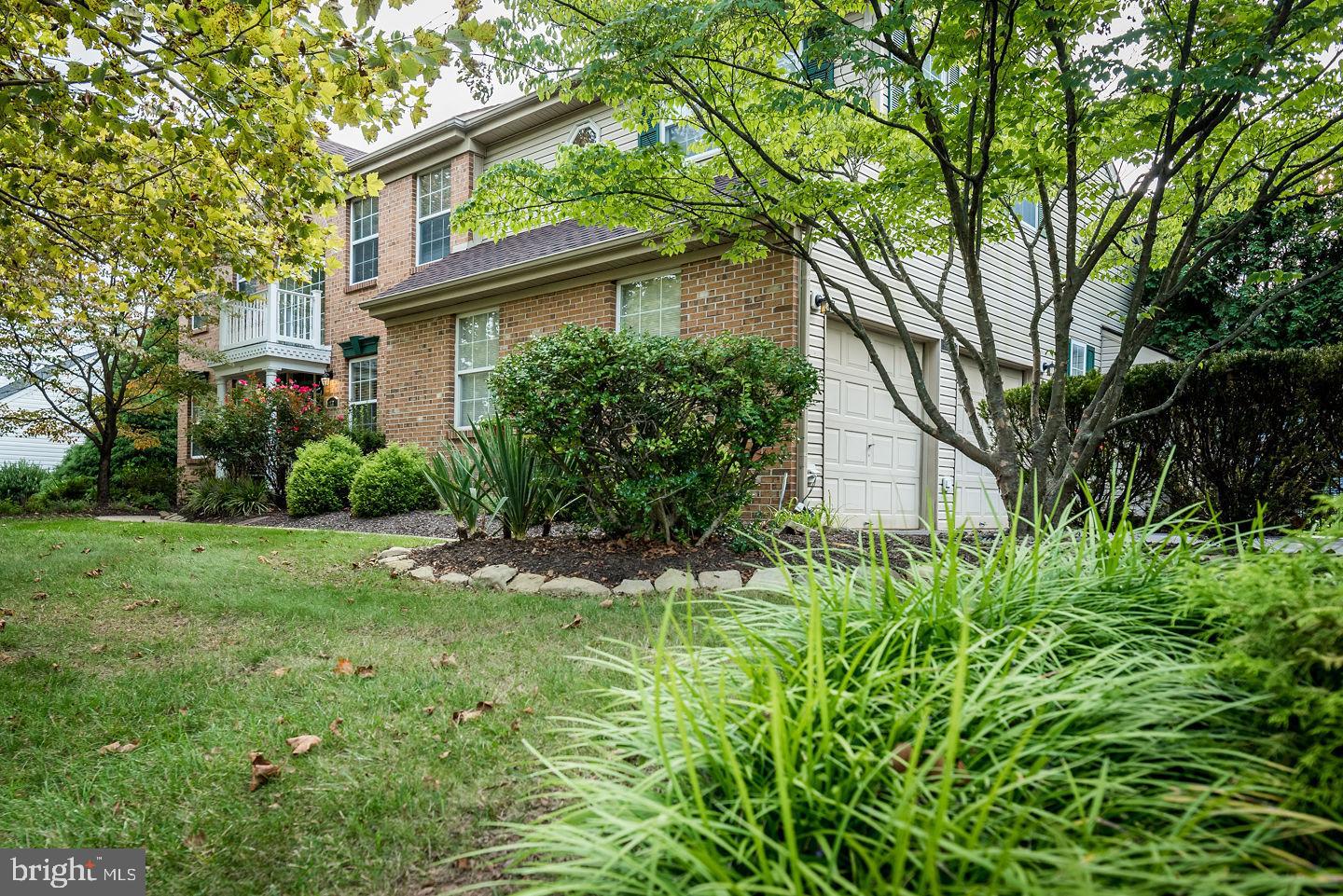 72 Steeplechase Drive Doylestown, PA 18901 - Photo 4 of 56