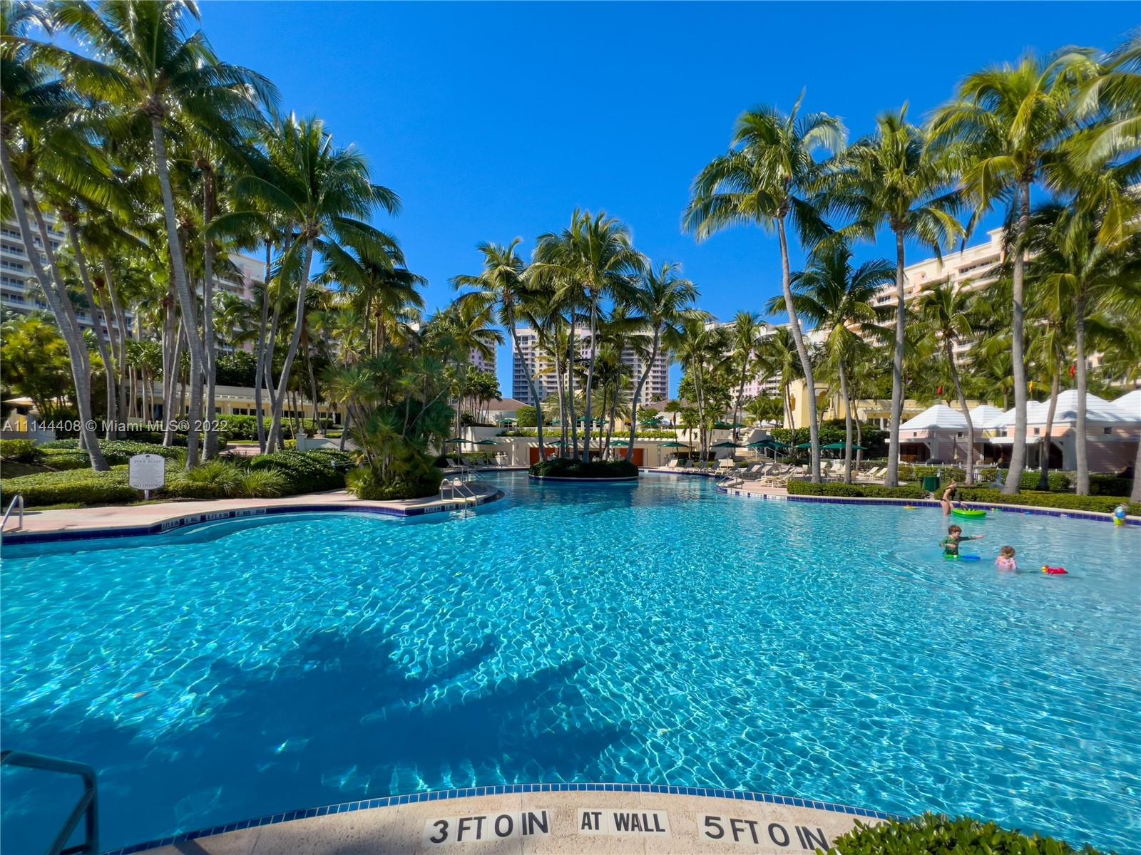799 Crandon Boulevard, Unit 602 Key Biscayne, FL 33149 - Photo 94 of 96 a view of outdoor space with garden