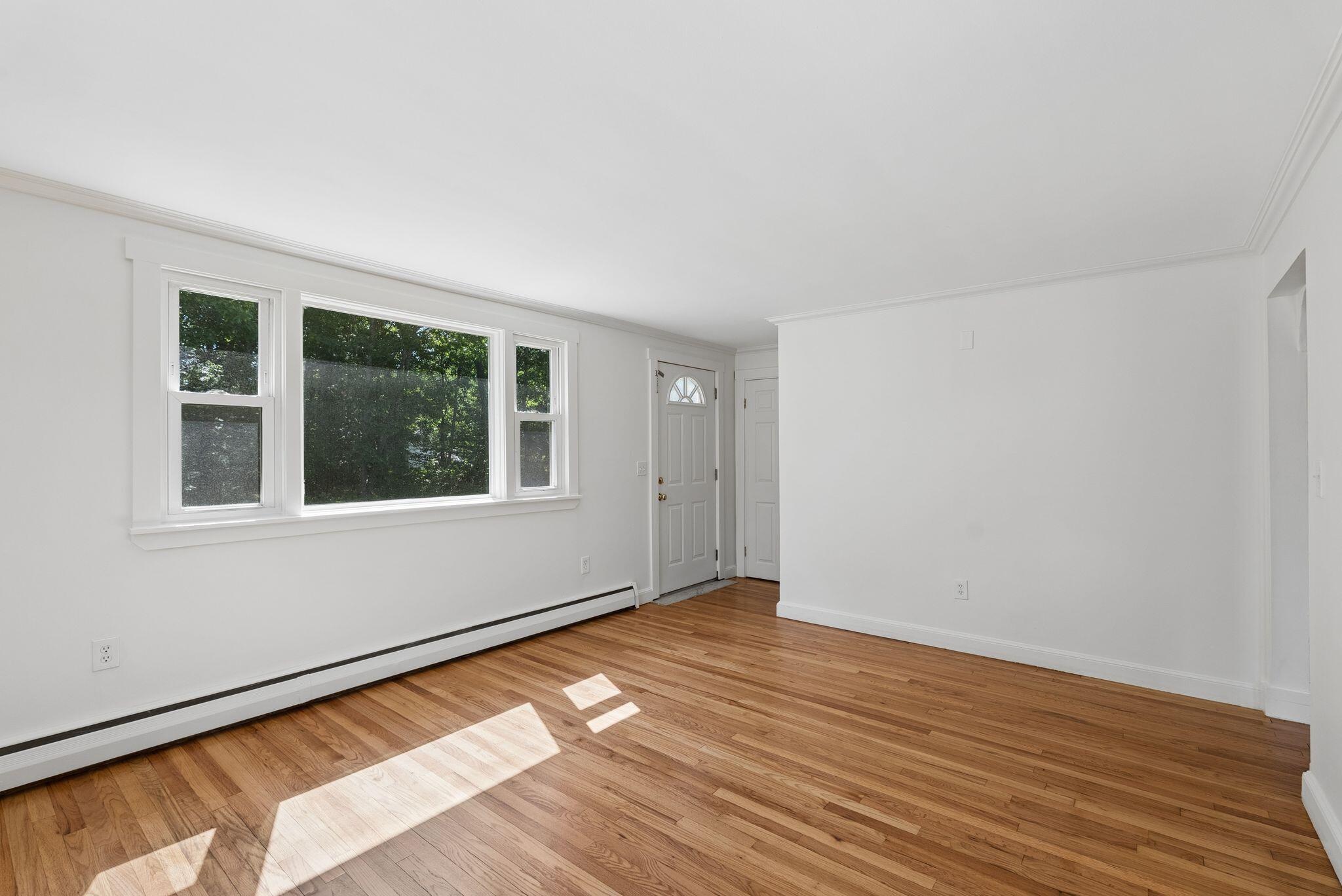 67 Fowler Road Cape Elizabeth, ME 04107 - Photo 2 of 24