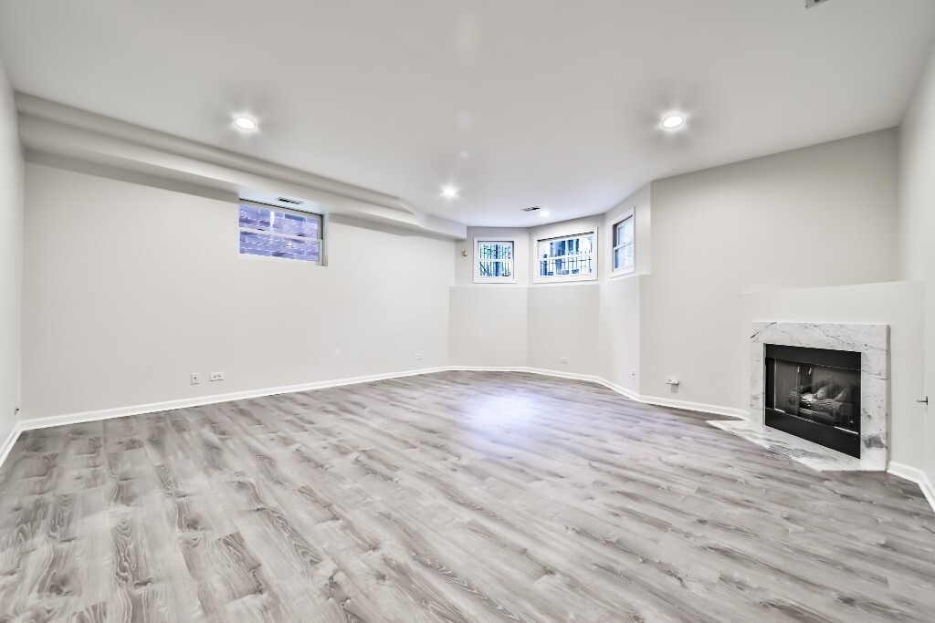 3230 North Seminary Avenue, Unit 1 Chicago, IL 60657 - Photo 11 of 20