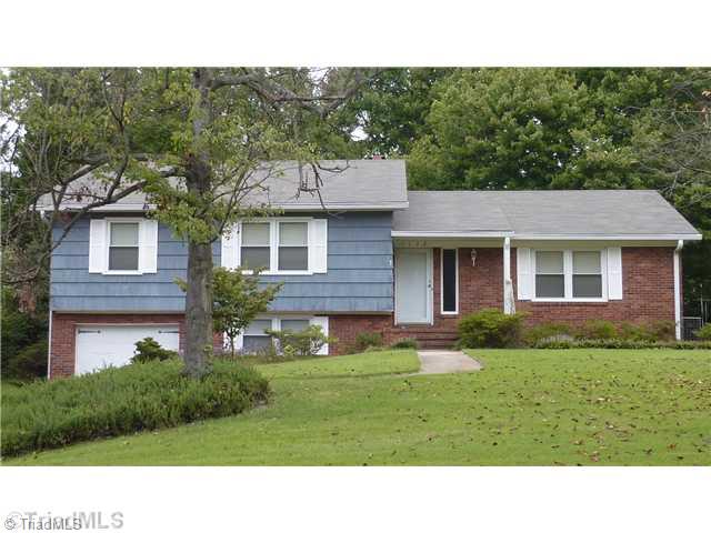 2522 Weymoth Road Winston-Salem, NC 27103 - Photo 1 of 11 Exterior Front.