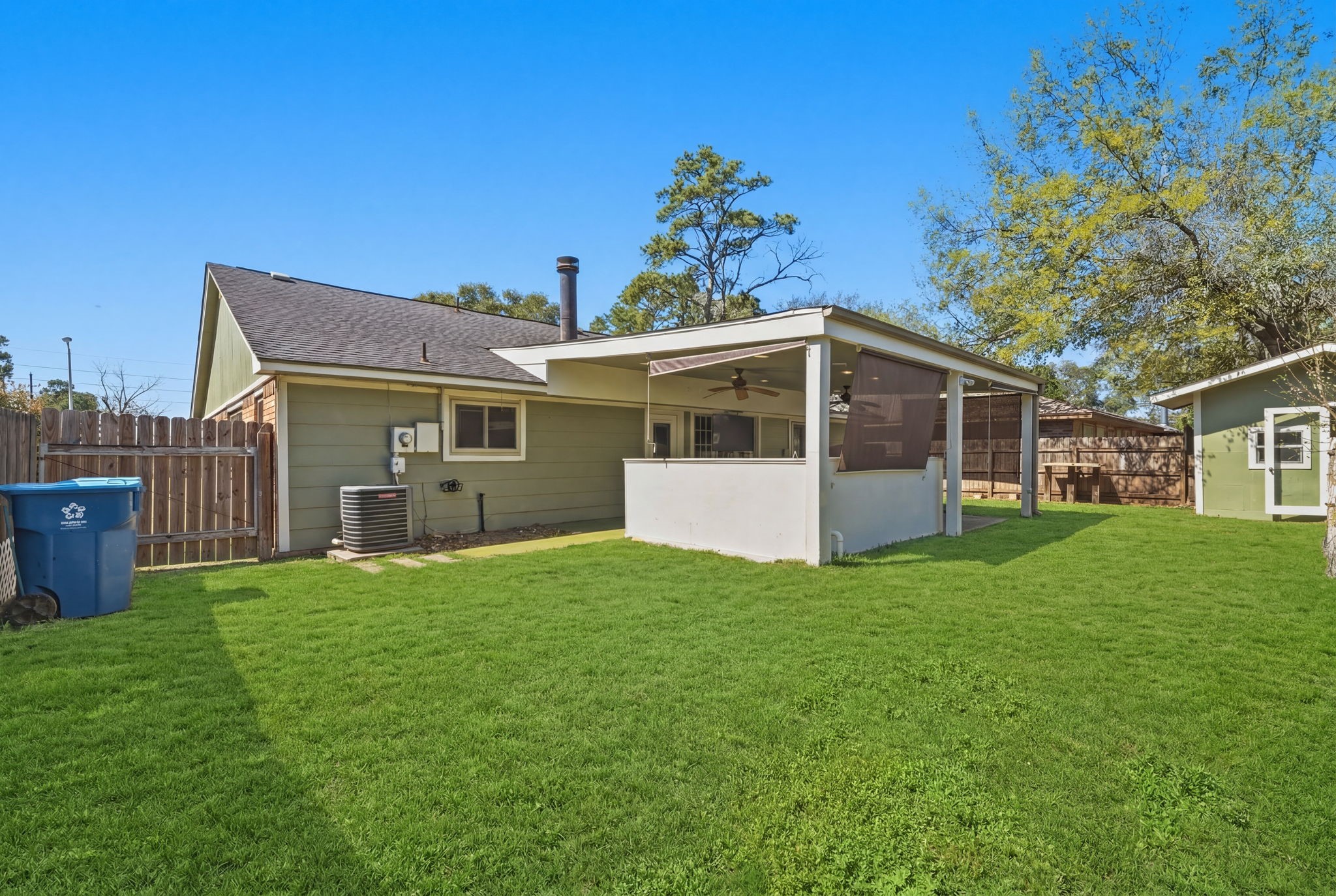 21514 Slippery Creek Lane Spring, TX 77388 - Photo 23 of 27 a view of a house with a garden