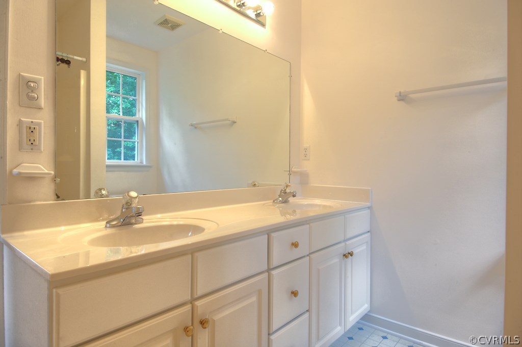 401 Michaux Ridge Court Midlothian, VA 23113 - Photo 8 of 13 Gallery Image 8