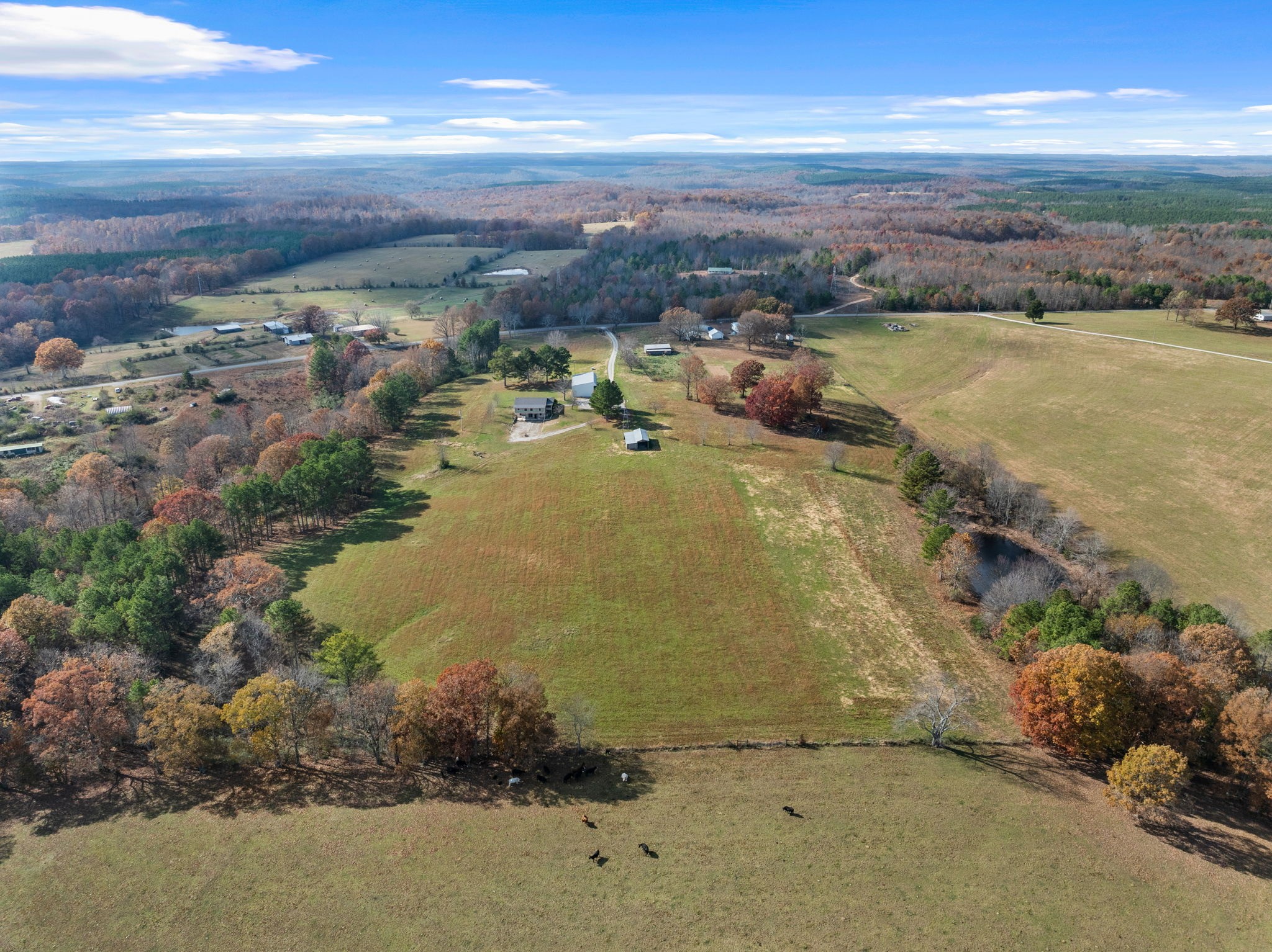 9680 Buttermilk Ridge Road Lawrenceburg, TN 38464 - Photo 38 of 61 a view of an ocean and beach