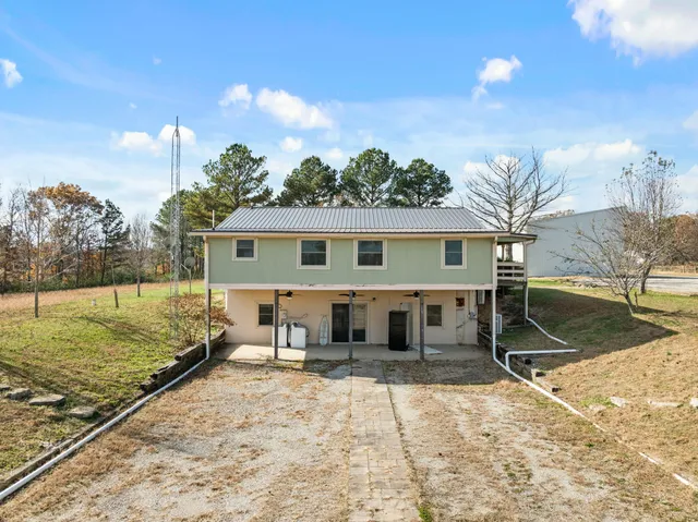 $449,900 | 9680 Buttermilk Ridge Road, Lawrenceburg, TN 38464