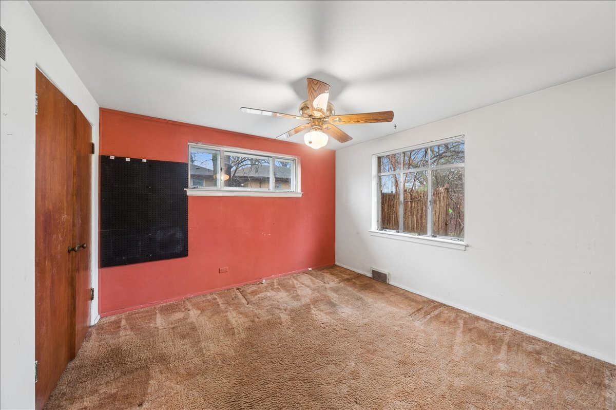 306 Lonsdale Road Prospect Heights, IL 60070 - Photo 13 of 24