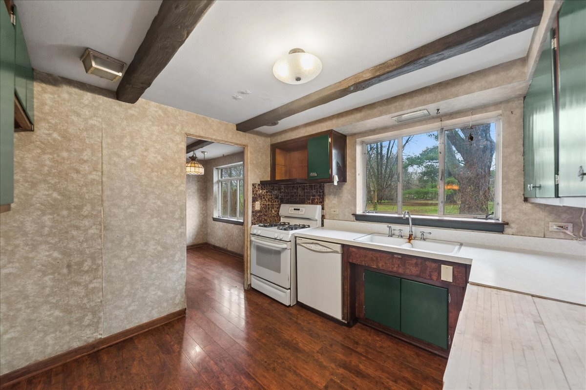 306 Lonsdale Road Prospect Heights, IL 60070 - Photo 14 of 24