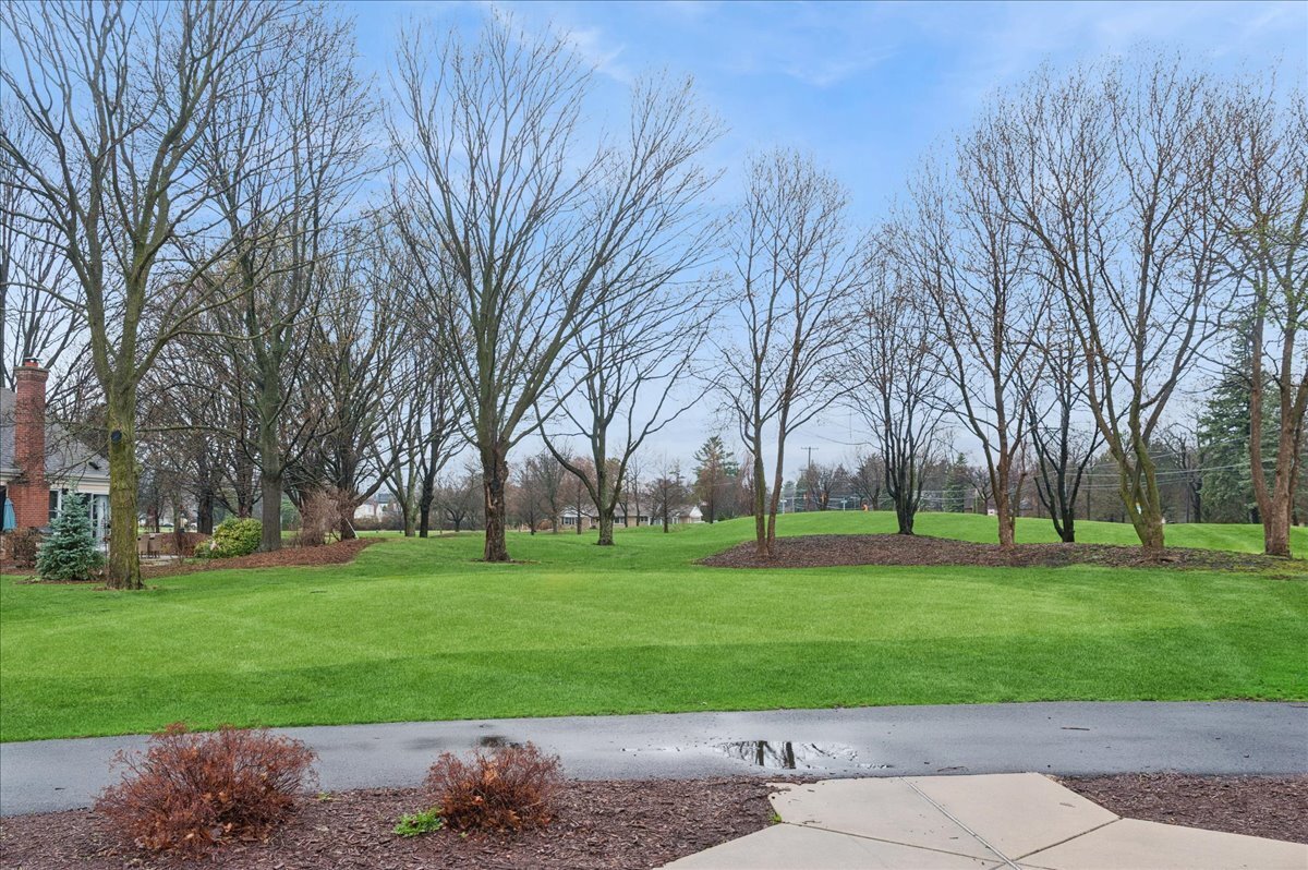 306 Lonsdale Road Prospect Heights, IL 60070 - Photo 23 of 24