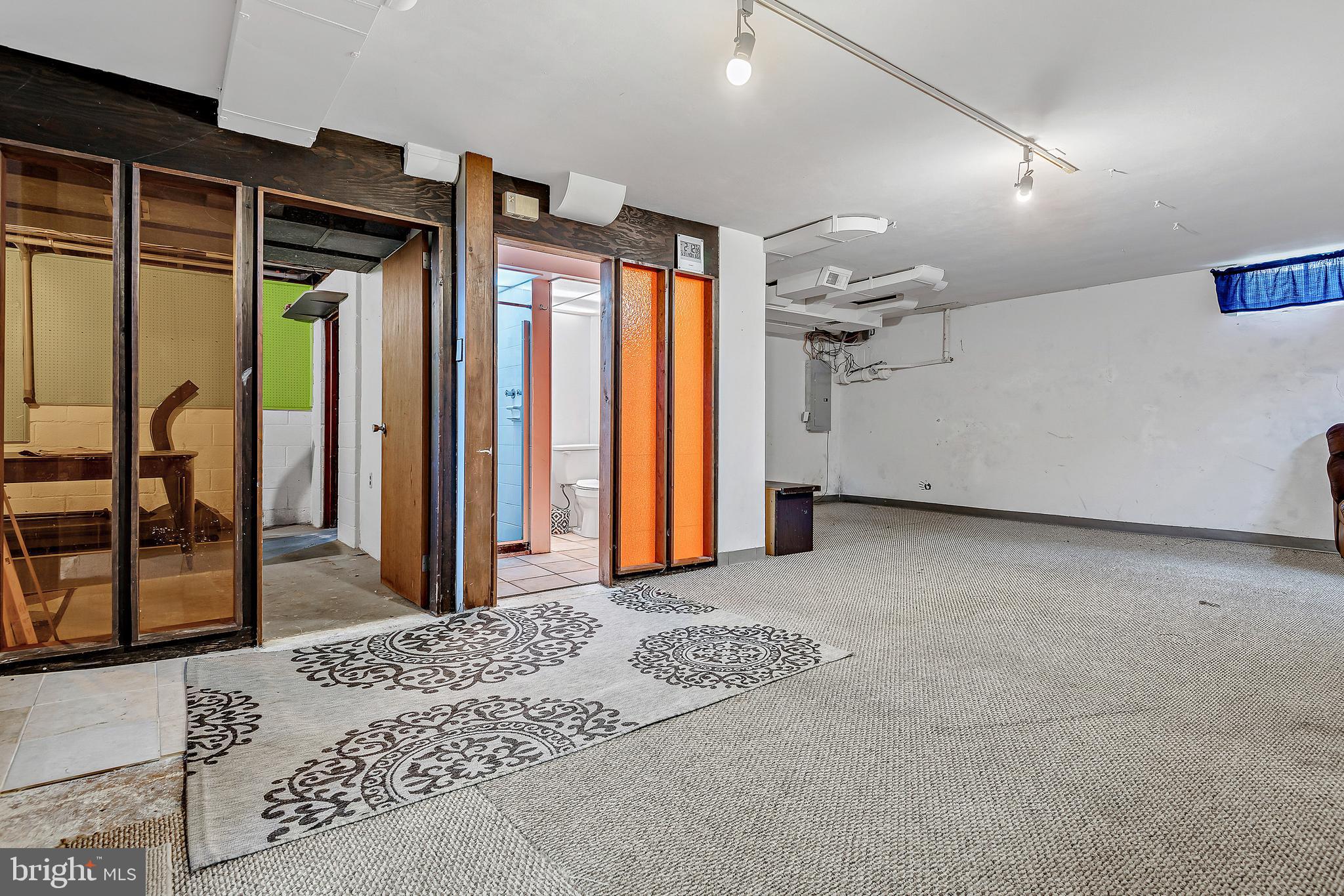 2331 Sunset Road York, PA 17406 - Photo 22 of 31 Gallery Image 22