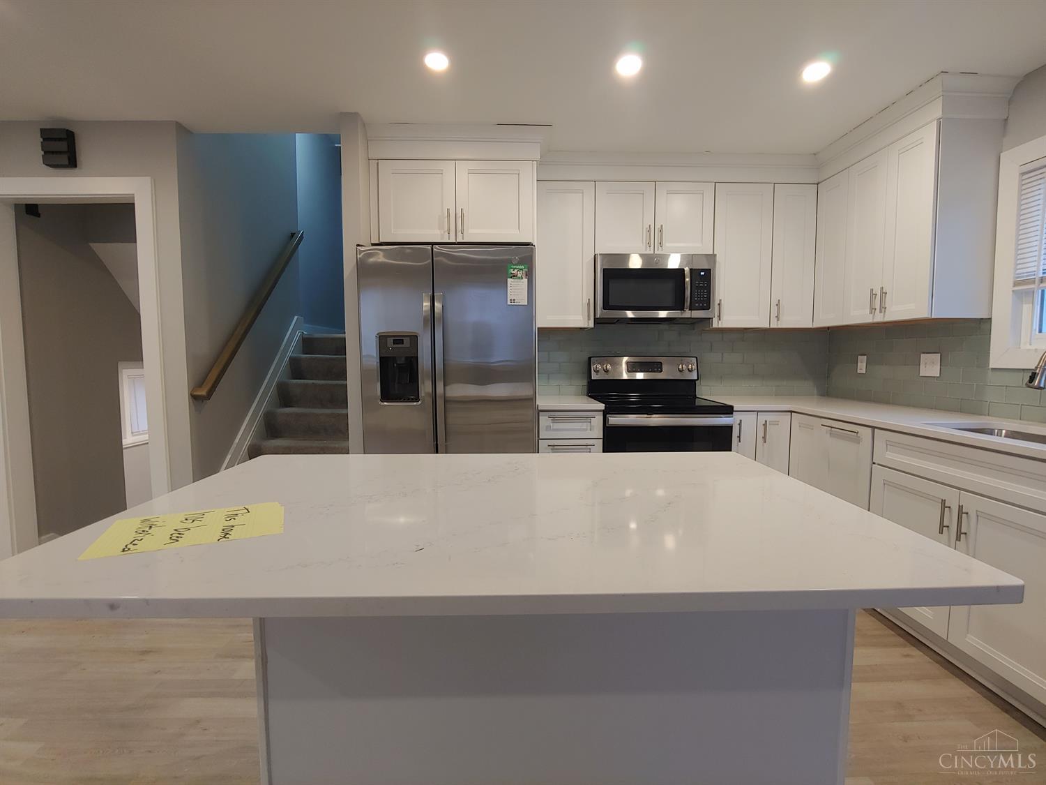 701 Woodgate Road Cincinnati, OH 45244 - Photo 5 of 19 Gallery Image 5