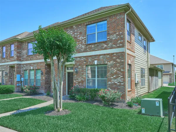 $2,200 | 2726 Misty Heath Lane, Houston, TX 77082