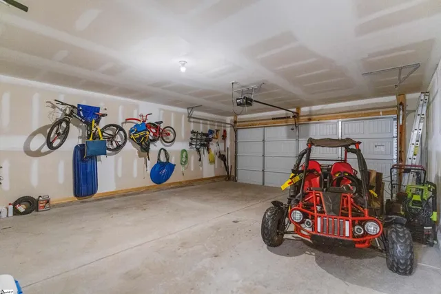 $436,000 | 3 Steeds Gln Road, Piedmont, SC 29673