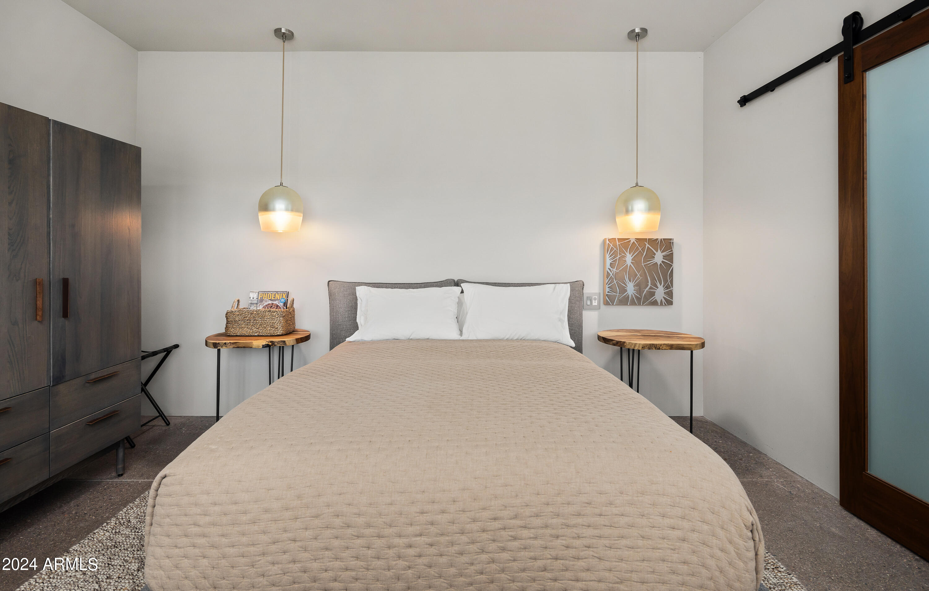 15212 North Sandy Blf Road Fort McDowell, AZ 85264 - Photo 43 of 66 a bedroom with a bed and a table lamp