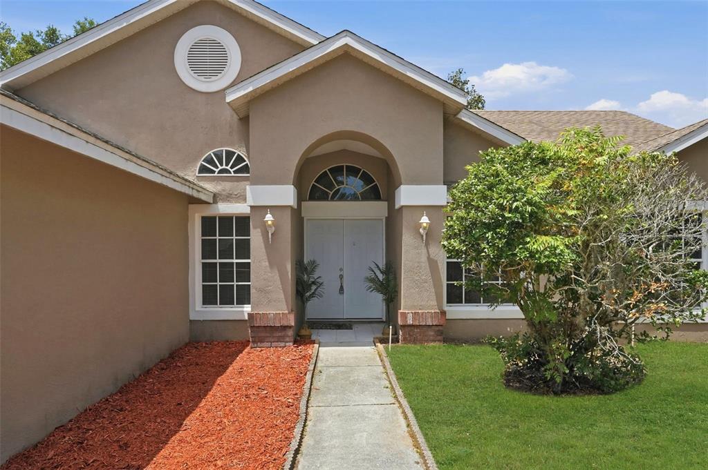 4219 Newton Road Spring Hill, FL 34606 - Photo 4 of 35 a view of outdoor space and yard