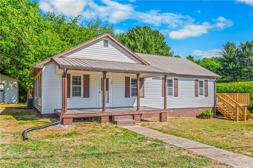 161 Cedar Forest Road Ronda, NC 28670 - Photo 2 of 26