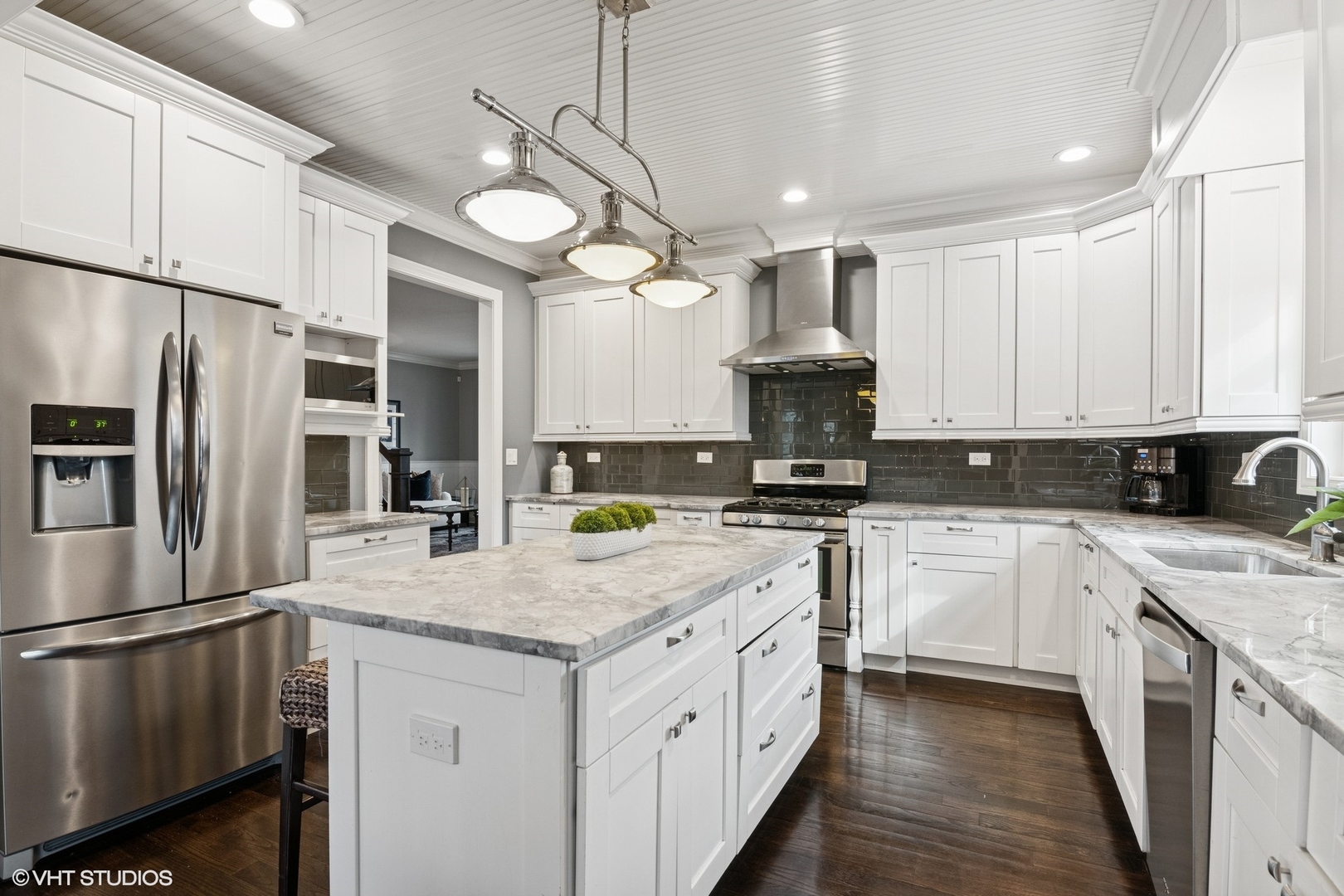 374 North Myrtle Avenue Elmhurst, IL 60126 - Photo 16 of 75