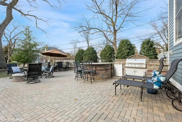 $1,499,000 | 374 North Myrtle Avenue, Elmhurst, IL 60126
