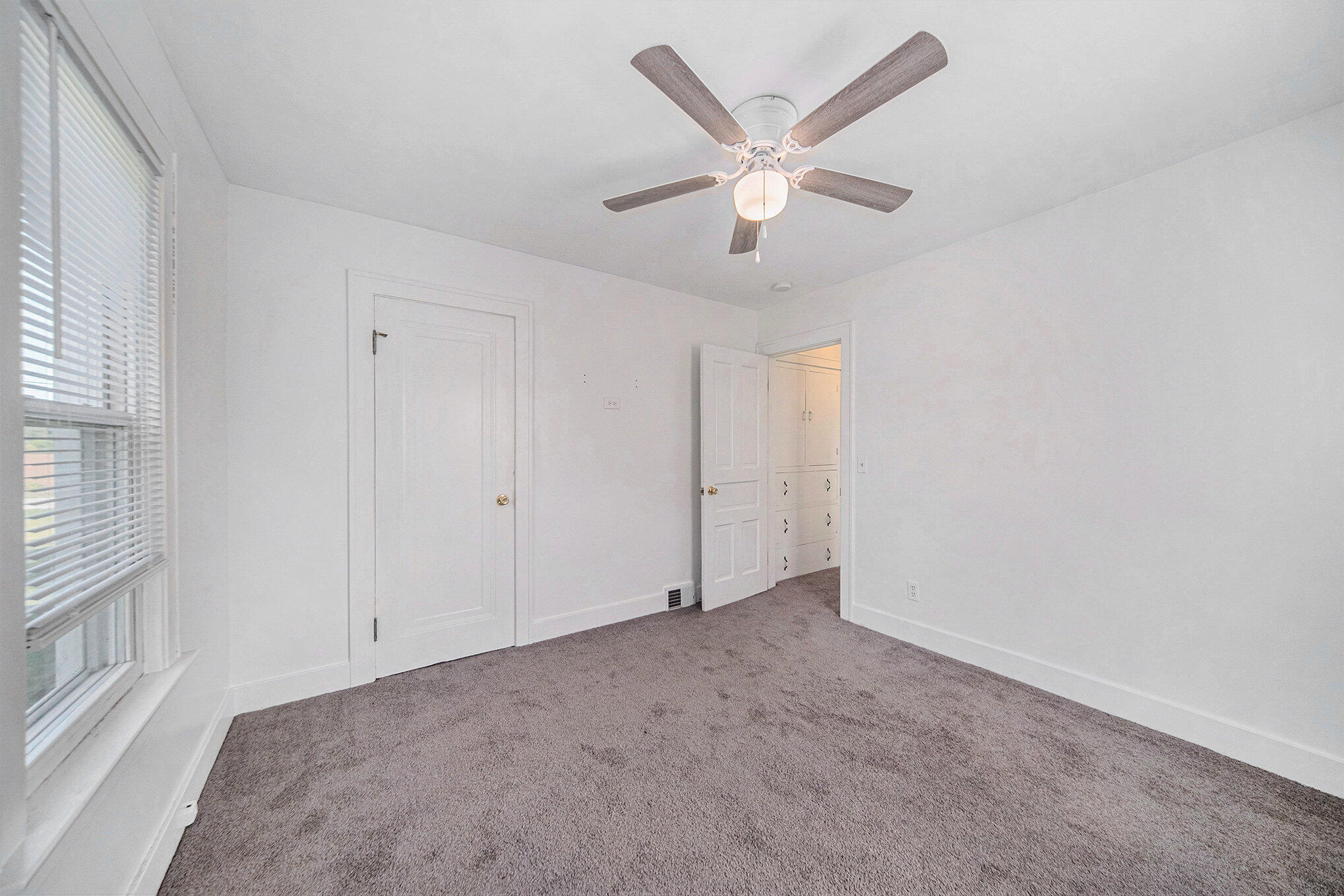 13431 Crowe Road Milan, MI 48160 - Photo 17 of 29 018_sbp_106_489