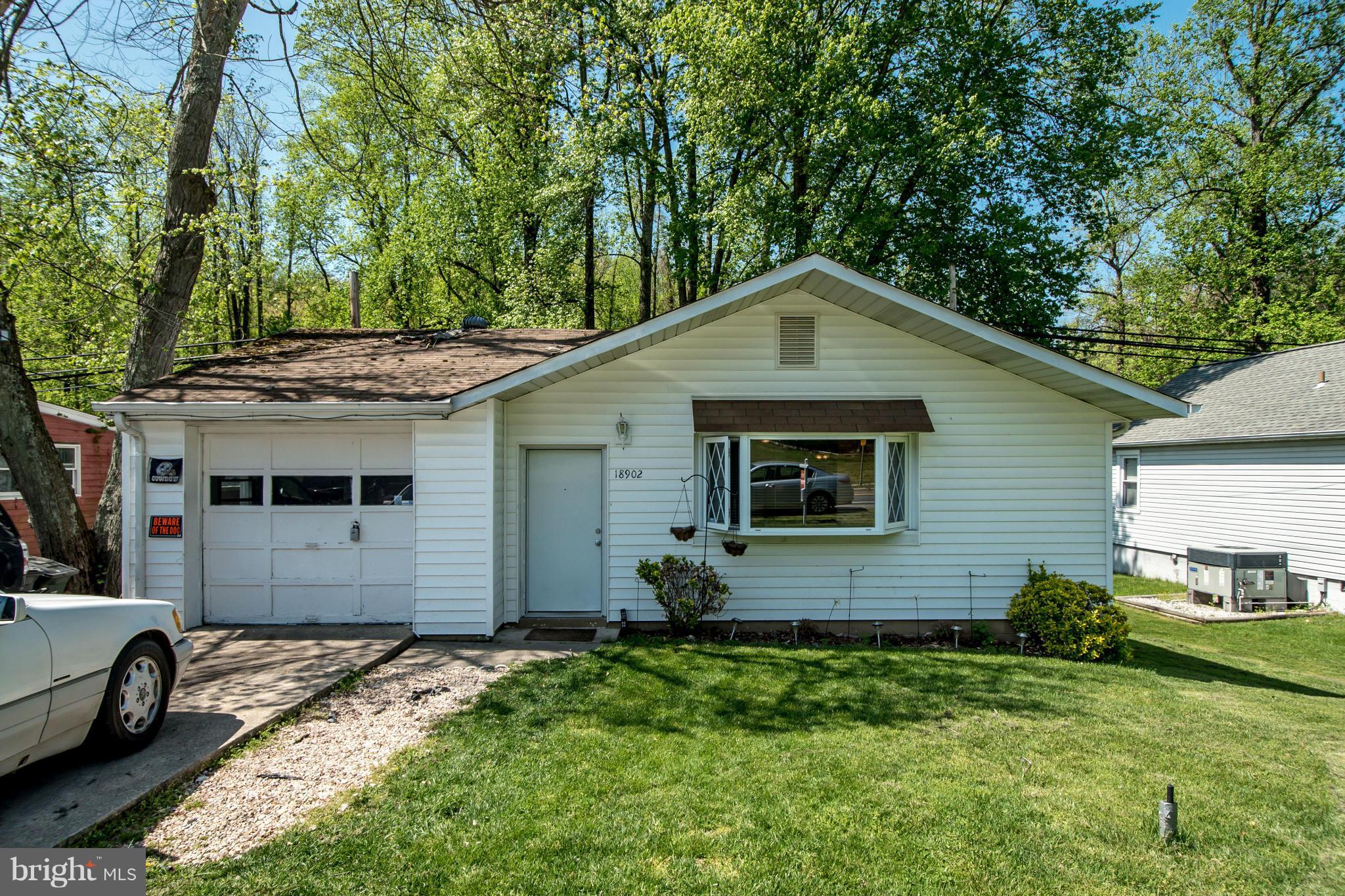 18902 Fuller Heights Road Triangle, VA 22172 - Photo 1 of 19 Exterior (Front)