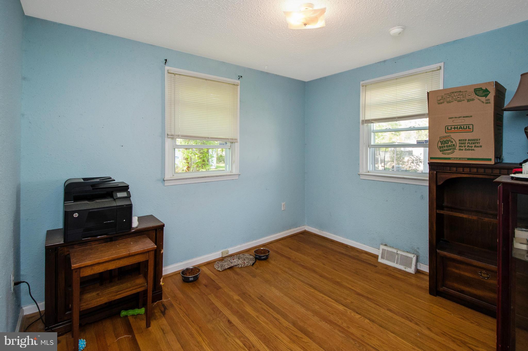 18902 Fuller Heights Road Triangle, VA 22172 - Photo 14 of 19 Bedroom