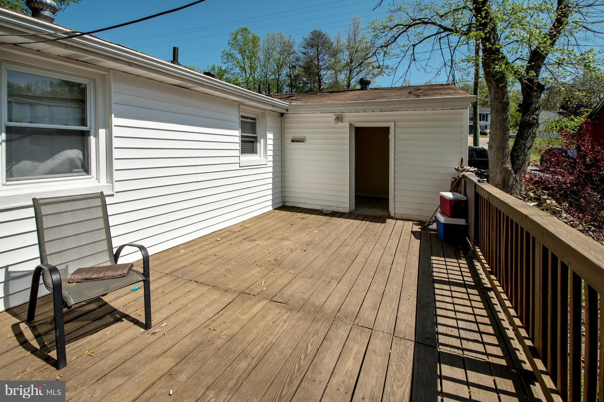 18902 Fuller Heights Road Triangle, VA 22172 - Photo 18 of 19 Exterior (General)