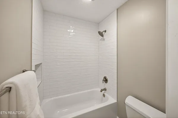 $765,000 | 159 Federal Boulevard, Knoxville, TN 37934
