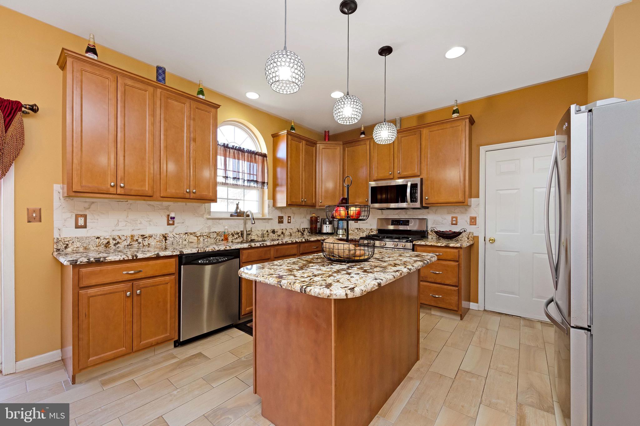 153 Quiet Road Sicklerville, NJ 08081 - Photo 13 of 36