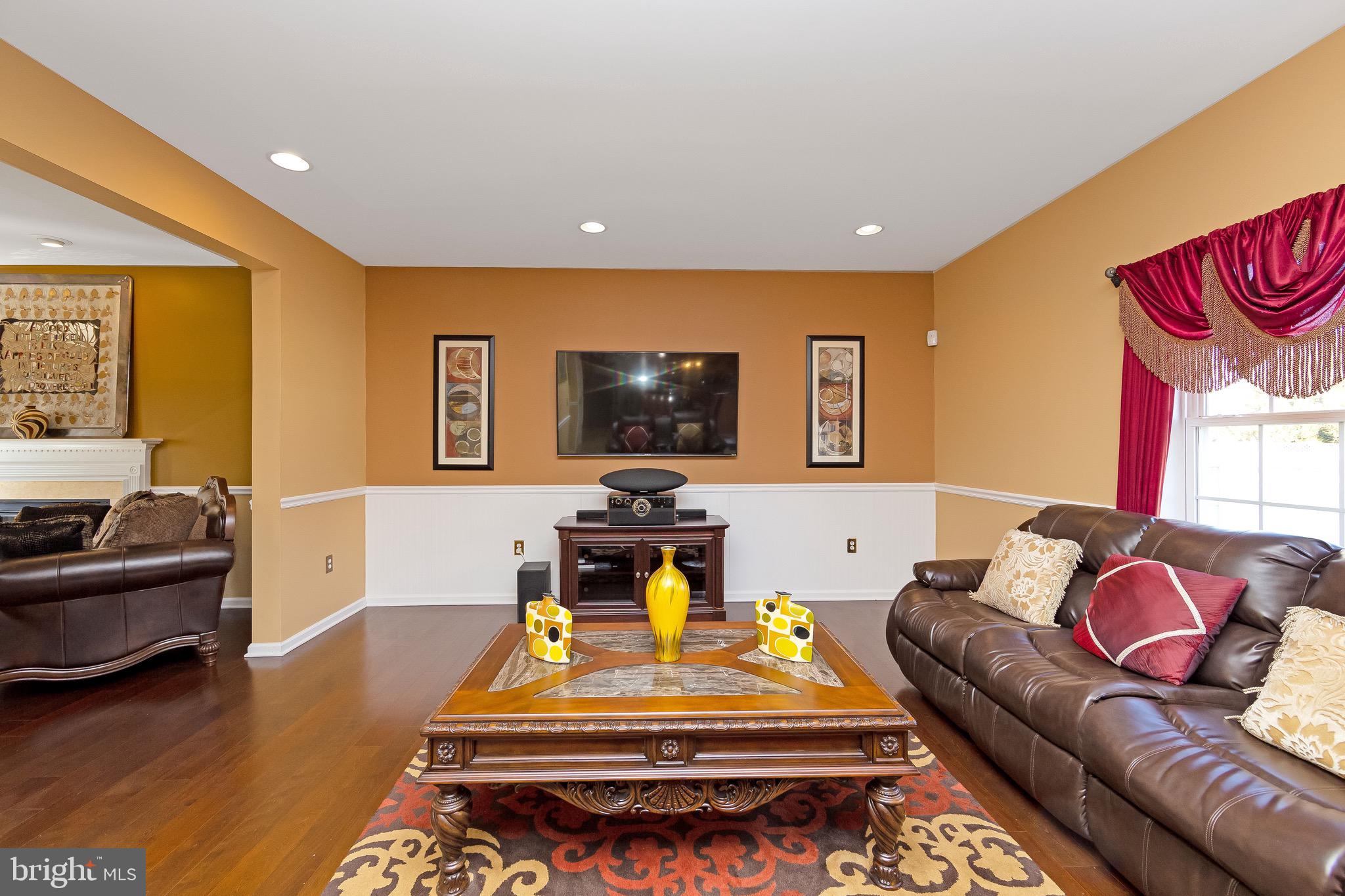 153 Quiet Road Sicklerville, NJ 08081 - Photo 9 of 36