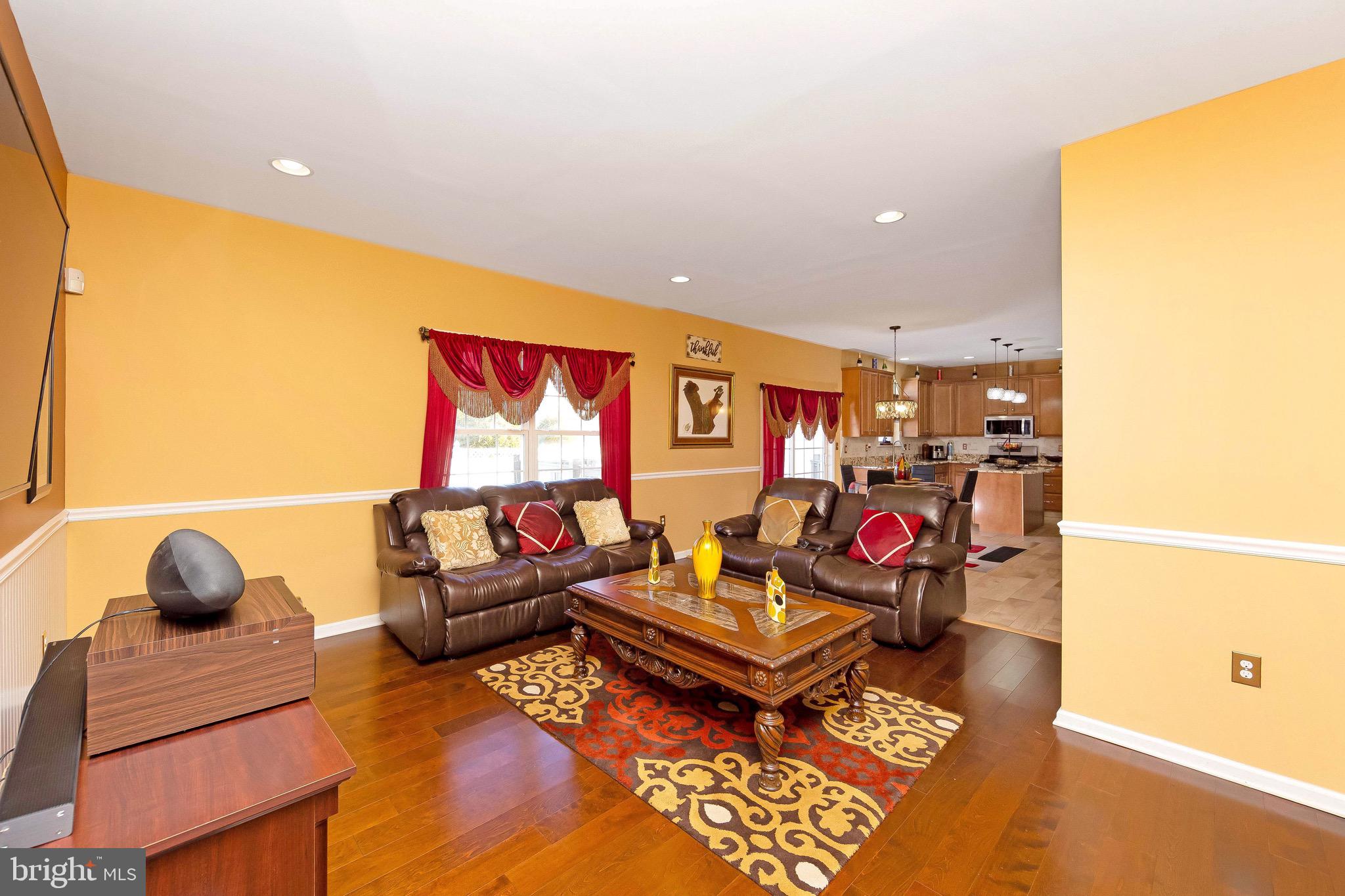 153 Quiet Road Sicklerville, NJ 08081 - Photo 10 of 36