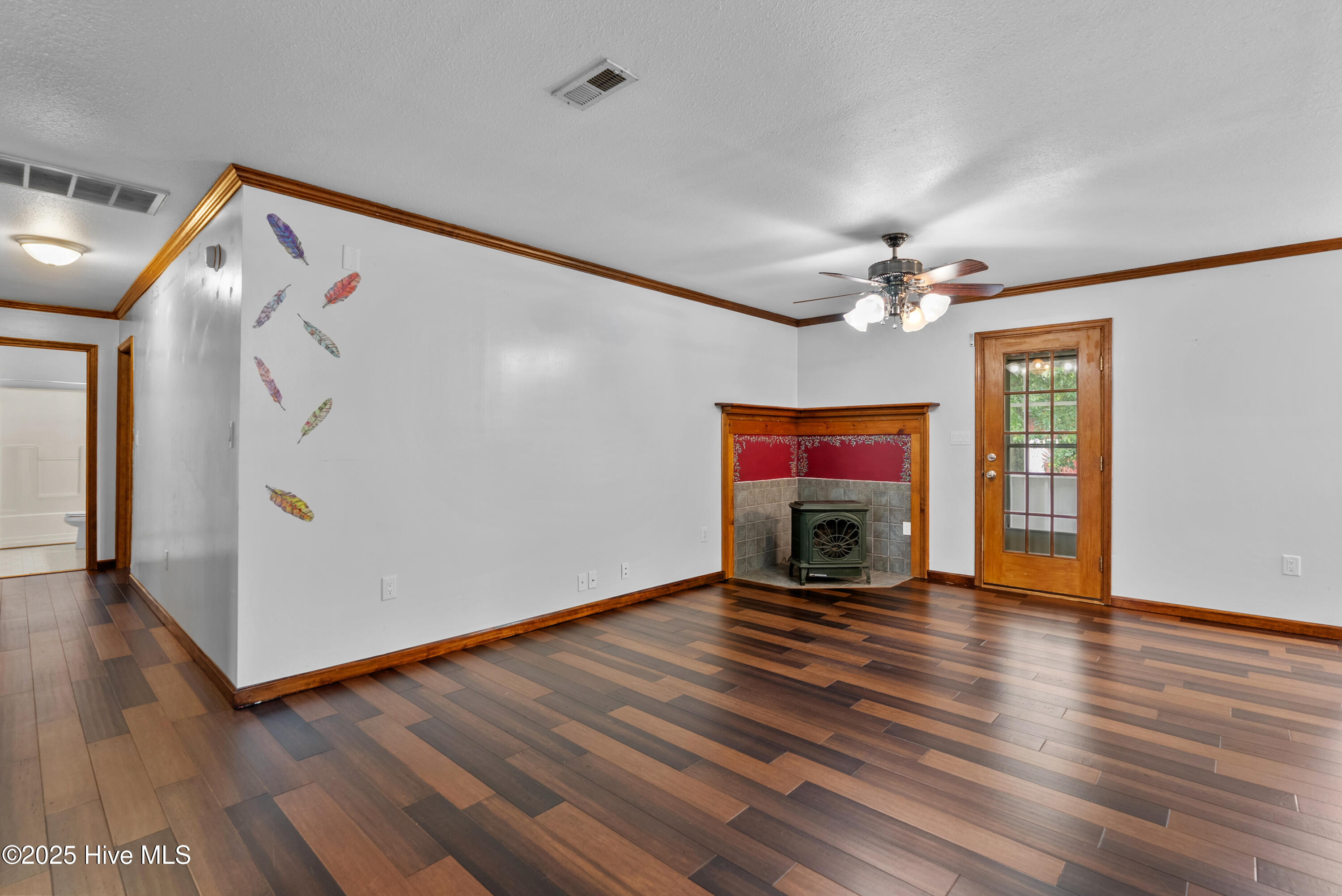 1430 Middle Swamp Road Corapeake, NC 27926 - Photo 9 of 40 Dining